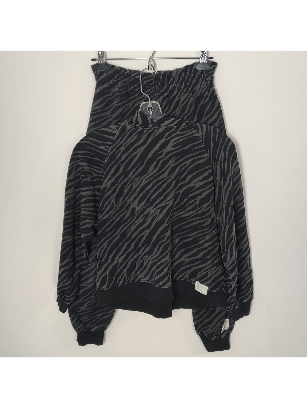 Zara Kids Zebra Print Sweatshirt & Joggers Sweatsuit Coord Set Size 13-14 / 164